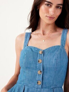 Old Navy Women's Chambray Jumpsuit, Small, Used in Very Good Condition